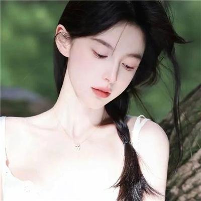 爱长颈鹿的女人